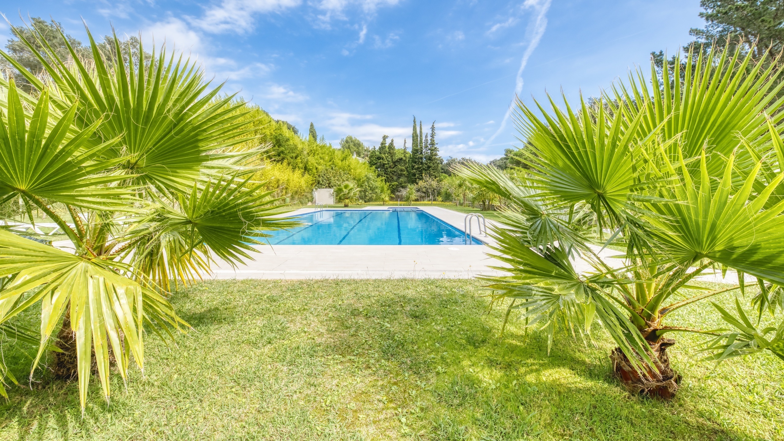 Villas de vacances Costa Brava Espagne - Villa Lloret - Piscine commune