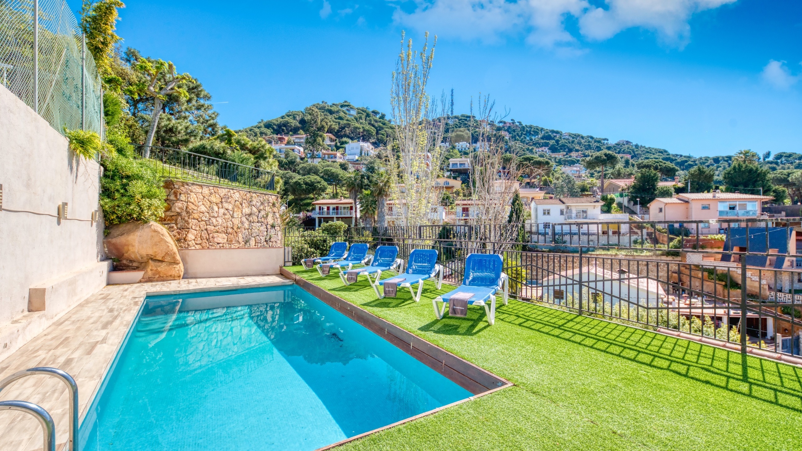 Villas de vacances Costa Brava Espagne - Villa Donna - Chaises longues