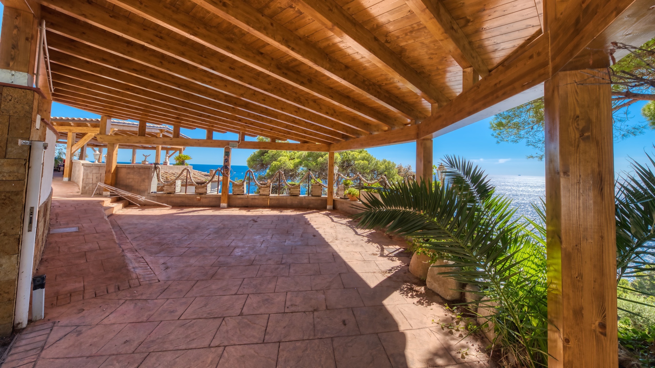 Villas de vacances Costa Brava Espagne - Villa Infinity - Parking