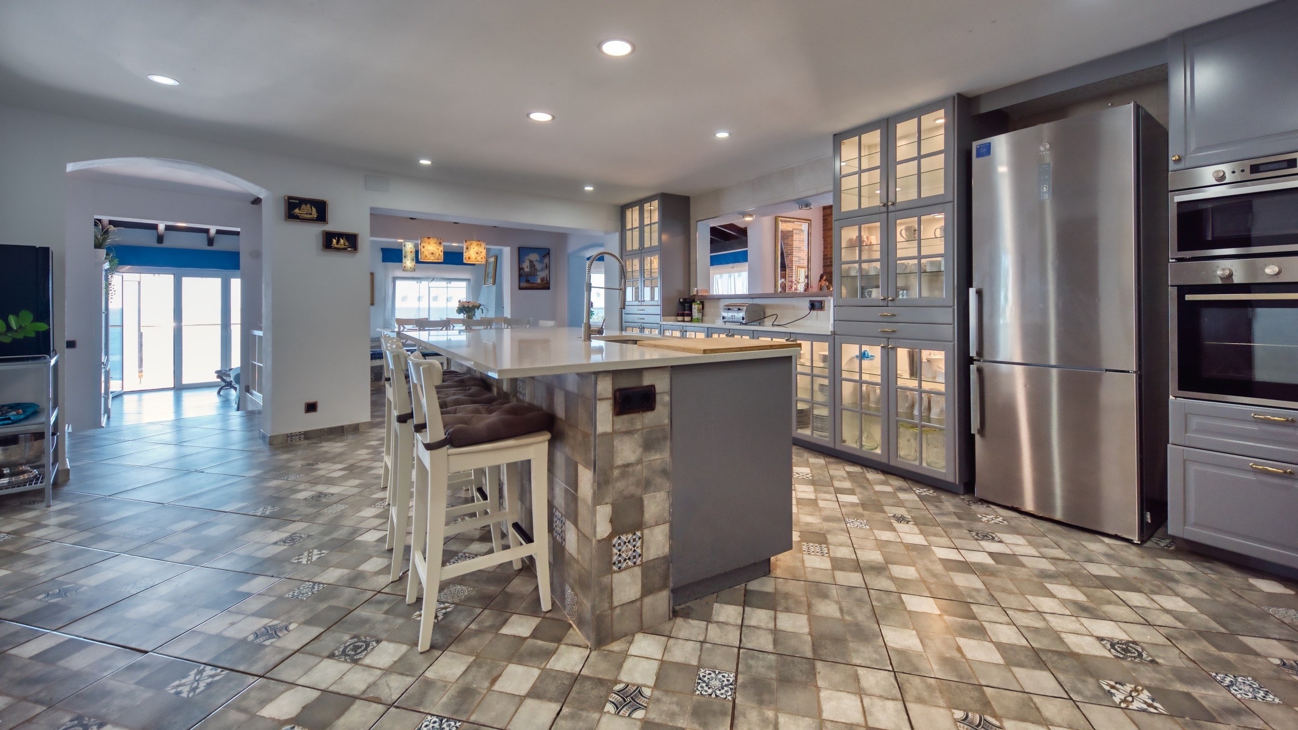 Villas de vacances Costa Brava Espagne - Villa Infinity - Cuisine ouverte