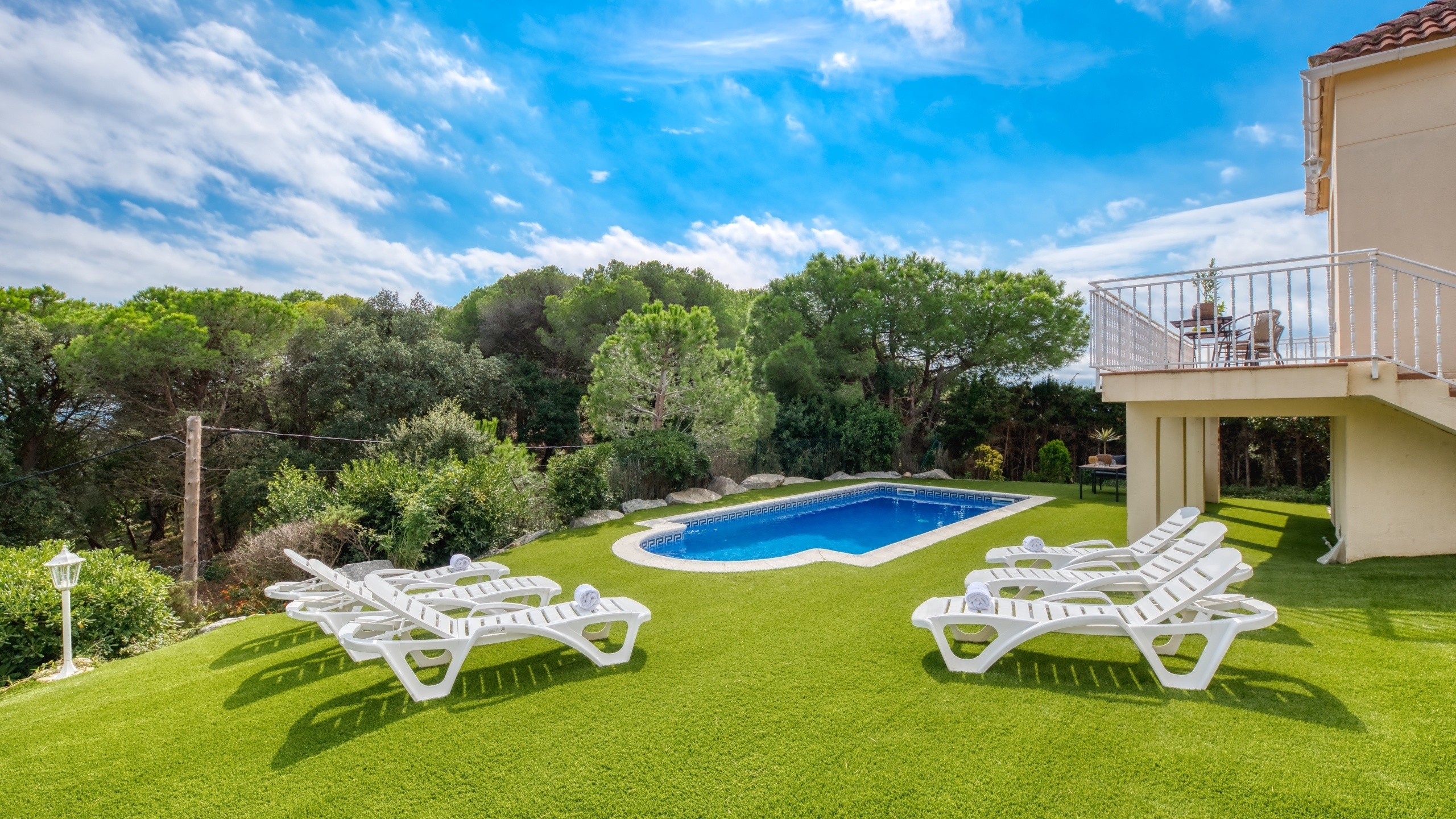 Villas de vacances - Costa Brava - Espagne - Villa La Luna - Chaises longues