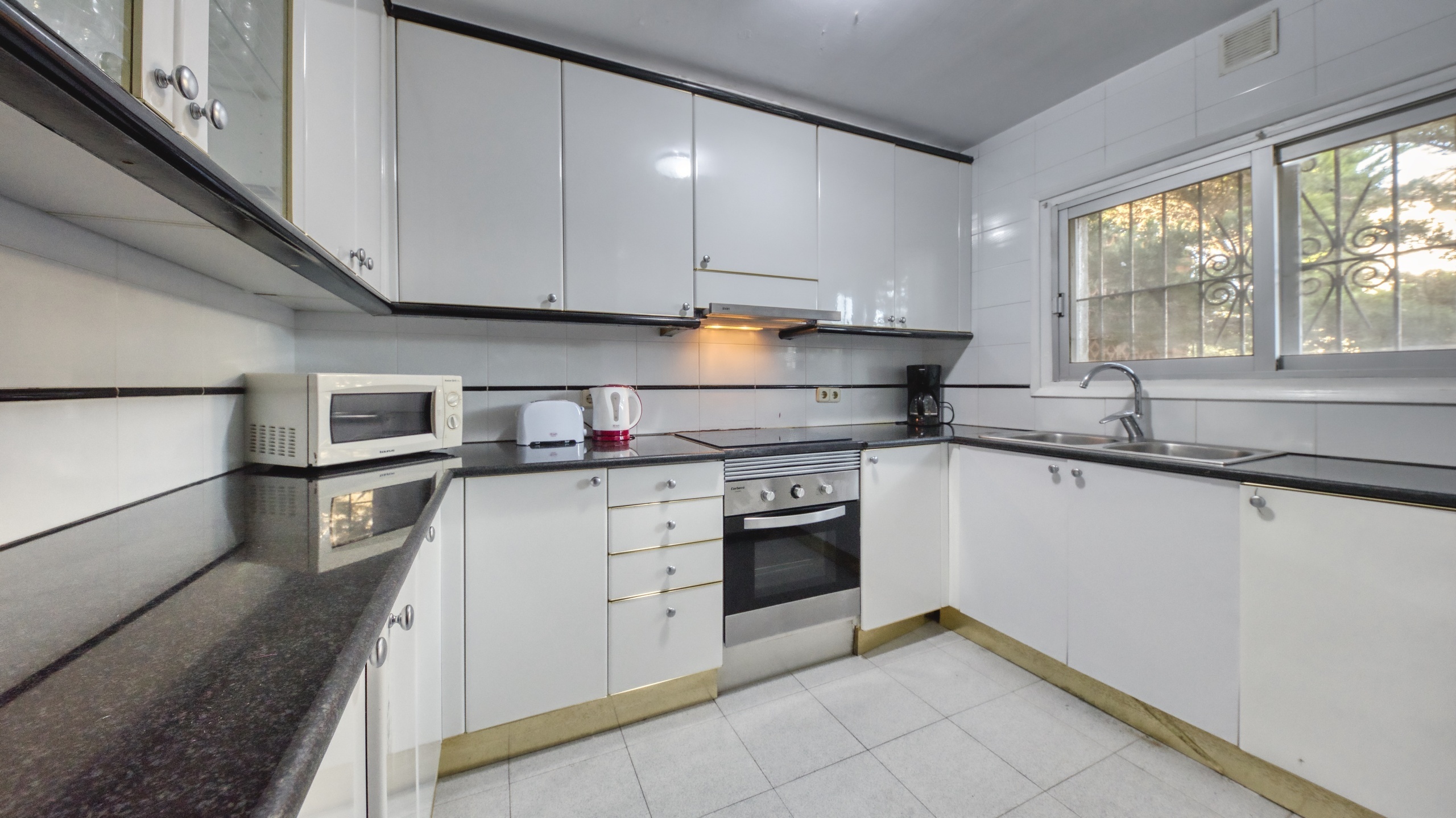 Villas de vacances Costa Brava Espagne - Villa Abigail - Cuisine