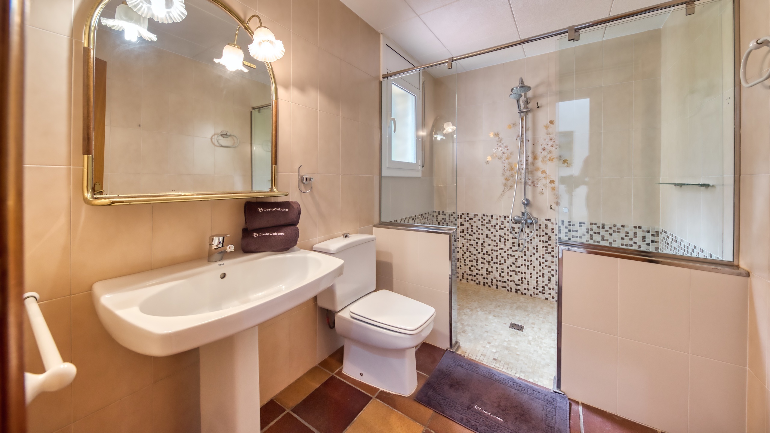 Villas de vacances Costa Brava Espagne - Villa Dolce Vita - Salle de bain attenante 