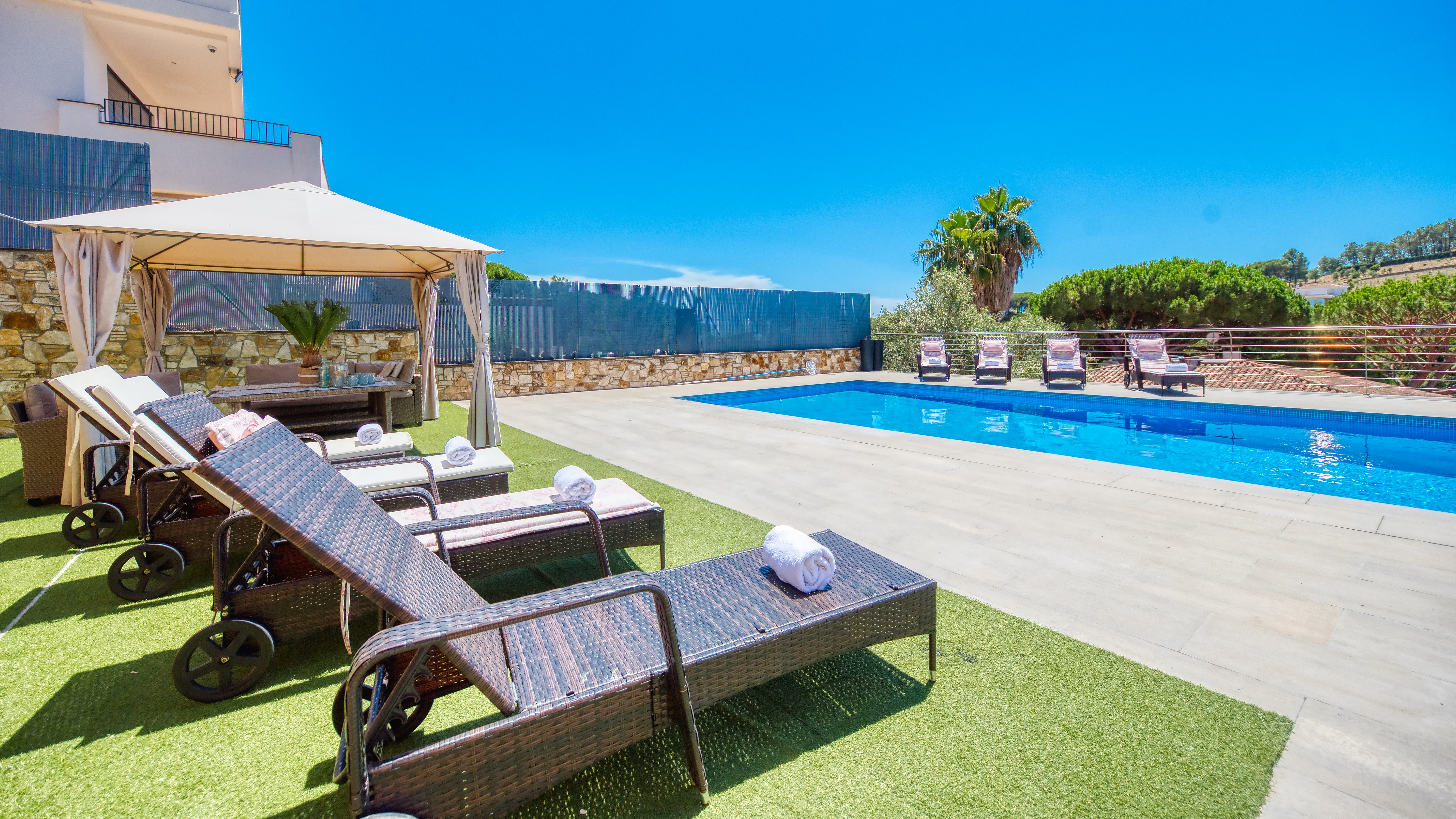 Villas de vacances Costa Brava Espagne - Villa SummerDream - Chaises longues