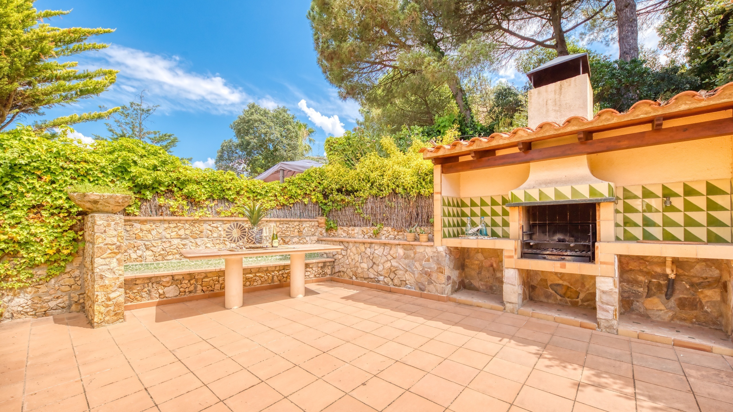 Villas de vacances Costa Brava Espagne - Villa Cleo - Espace barbecue