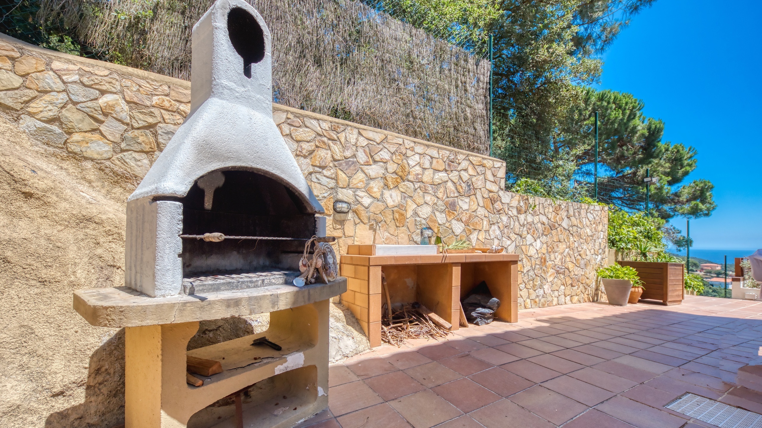 Villas de vacances Costa Brava Espagne - Villa Chanel - Espace barbecue