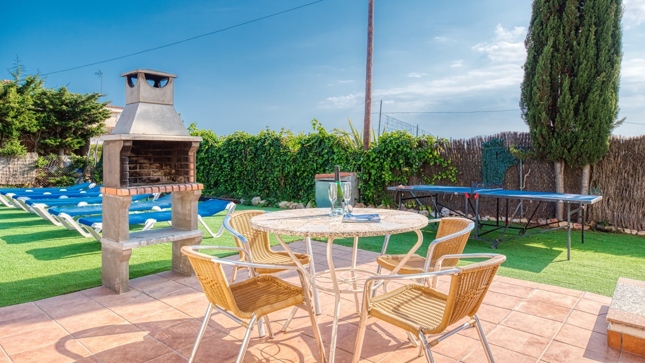 Villas de vacances Costa Brava Espagne - Villa Yara - Espace barbecue