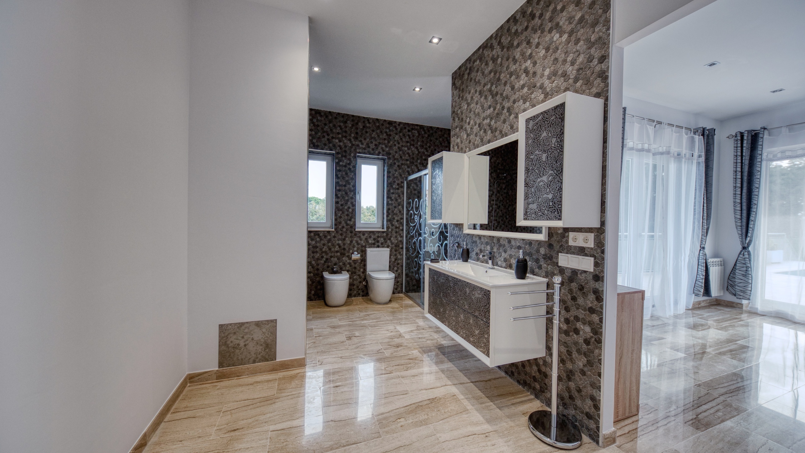 Villas de vacances Costa Brava Espagne - Villa Madison - Salle de bain attenante 