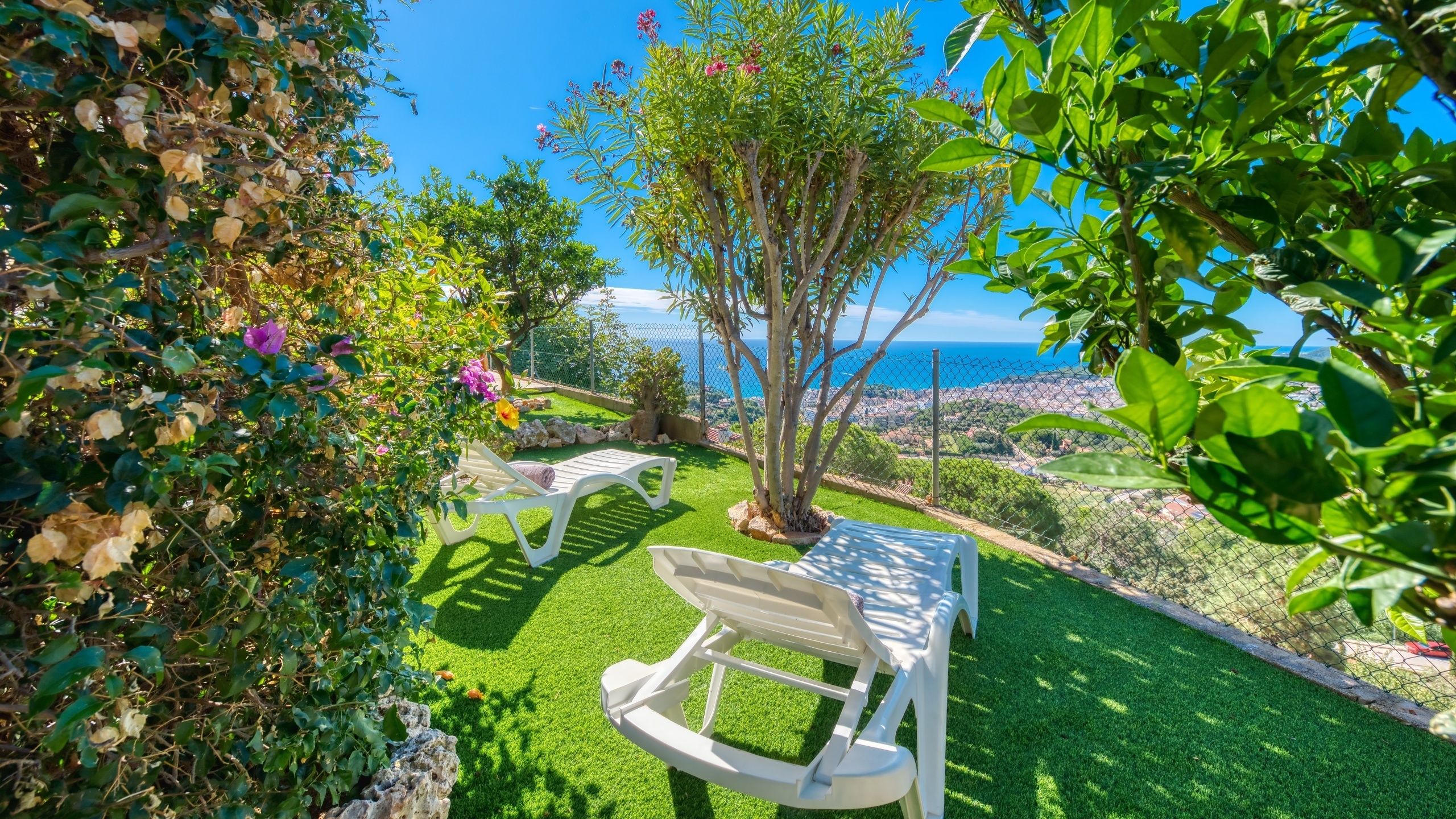 Villas de vacances Costa Brava Espagne - Villa Teresa - Chaises longues