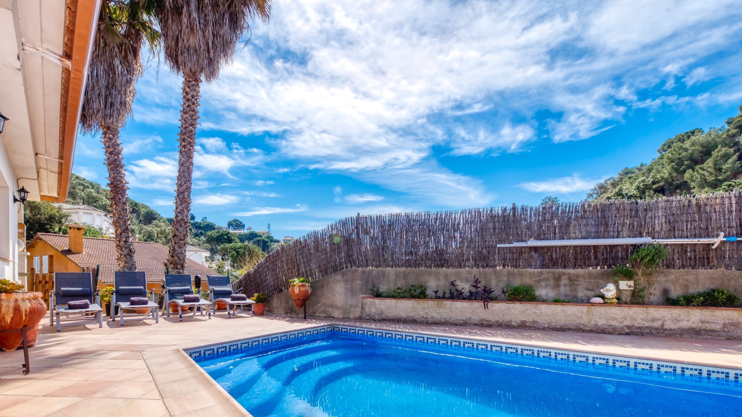 Villas de vacances Costa Brava Espagne - Villa Valeria - Chaises longues