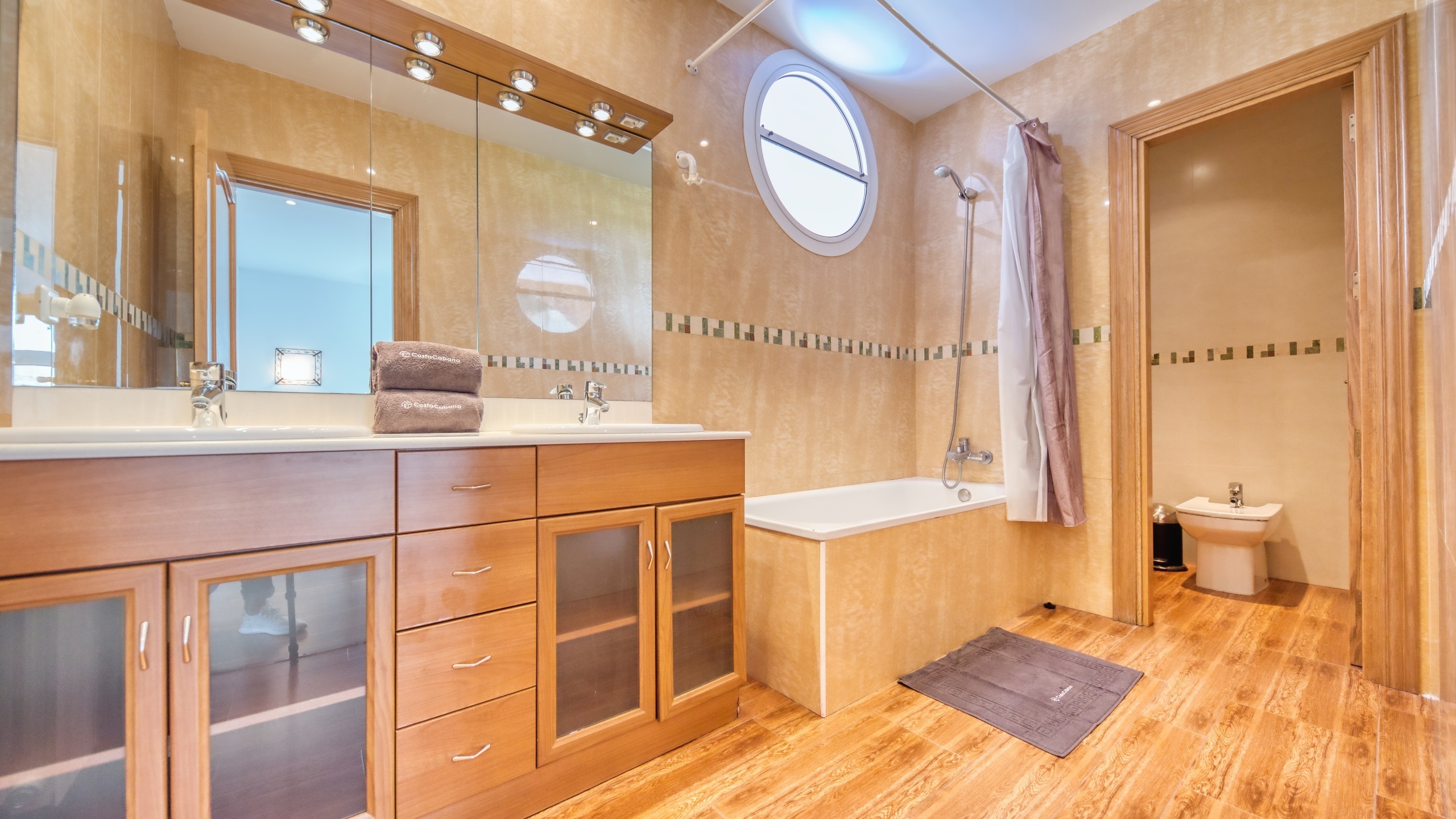 Villas de vacances Costa Brava Espagne - Villa Primavera - Salle de Bains